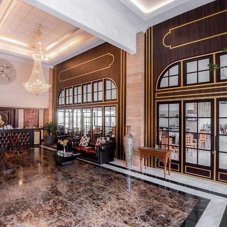 D'Senopati Malioboro Grand Hotel Джок'якарта Екстер'єр фото
