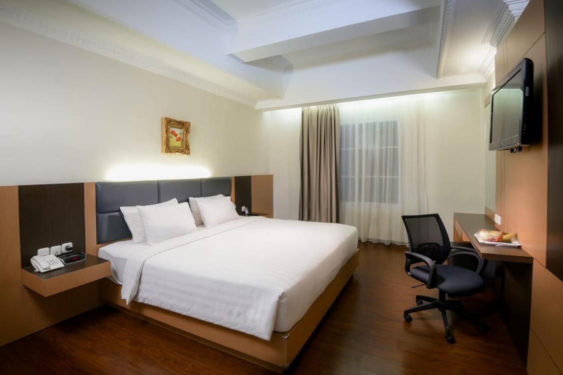 D'Senopati Malioboro Grand Hotel Джок'якарта Екстер'єр фото