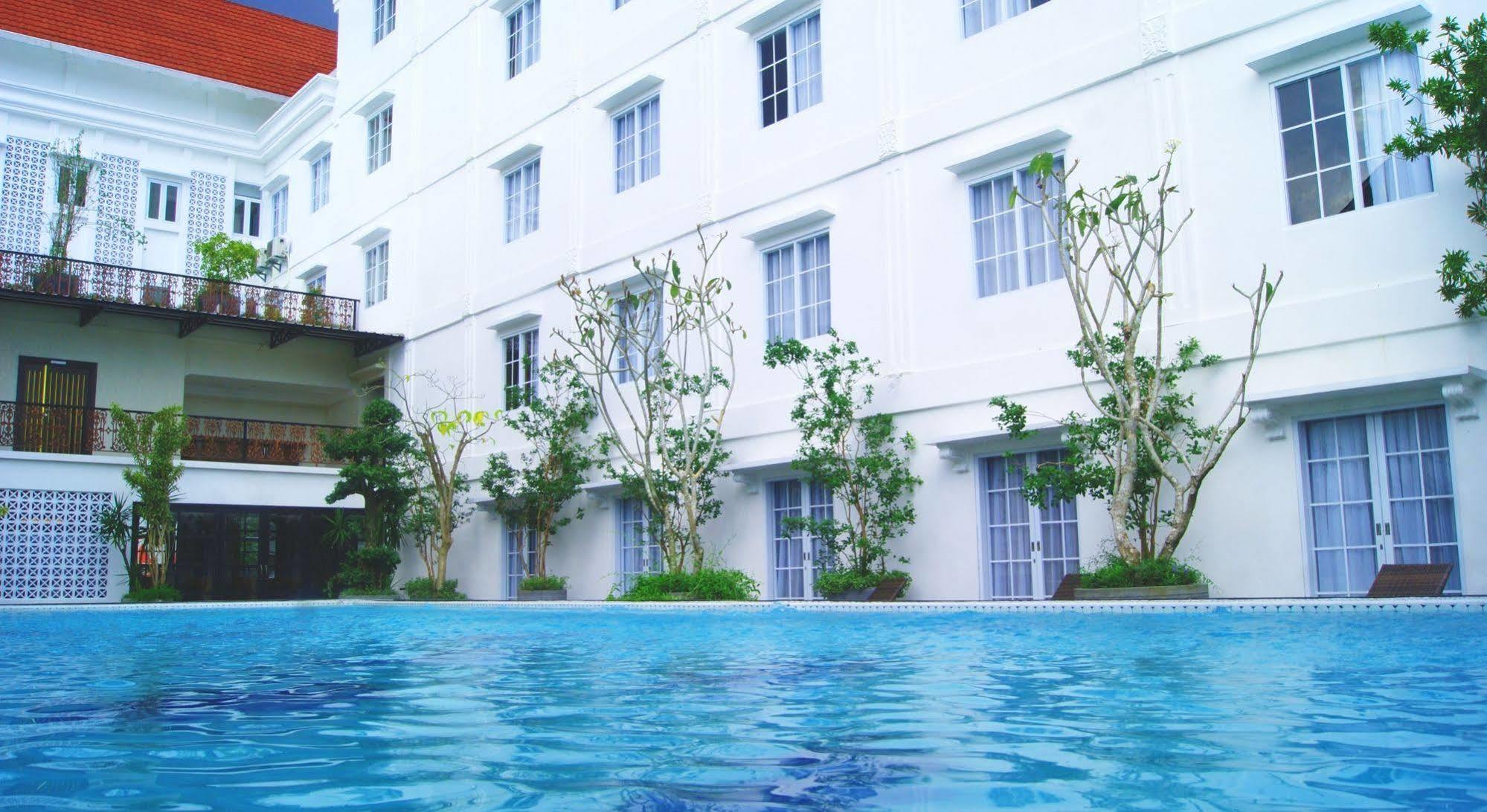 D'Senopati Malioboro Grand Hotel Джок'якарта Екстер'єр фото
